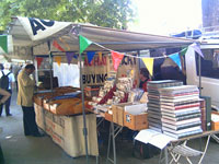 Der Briefmarkenmarkt 'Marché aux Timbres' in Paris